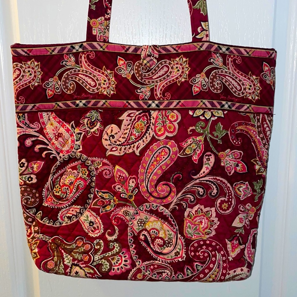 Vera Bradley Tote in Retired Pattern “Piccadilly Plum” (Fall 2005)